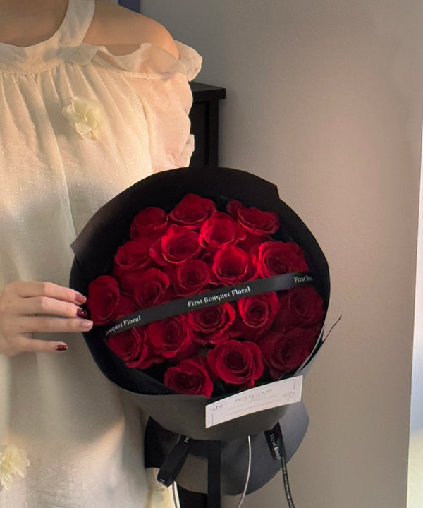 Classic Red Roses Collection｜经典红玫瑰系列