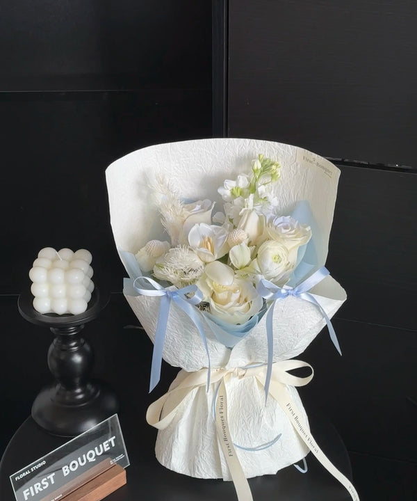 Moonlight Blue Bouquet ｜月光蓝