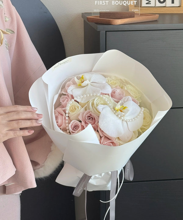 优雅玫瑰花束｜白粉玫瑰