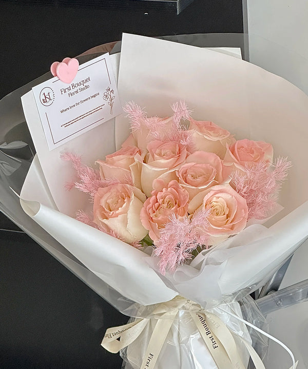 Strawberry Milkshake Bouquet ｜草莓奶昔