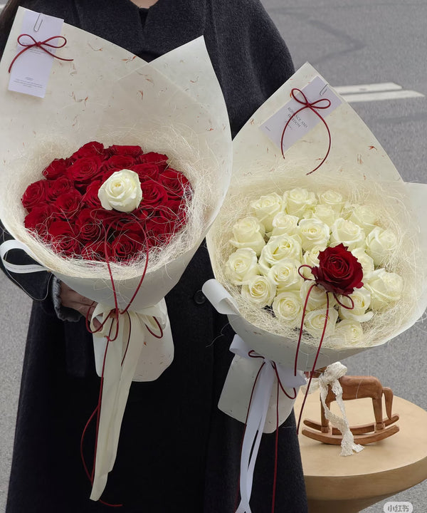 QIXI | Classic Petal Rose Bouquet