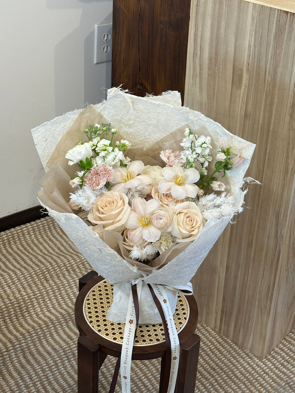Champagne Bloom