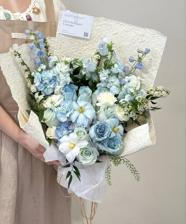 A Touch of Blue, Garden Style