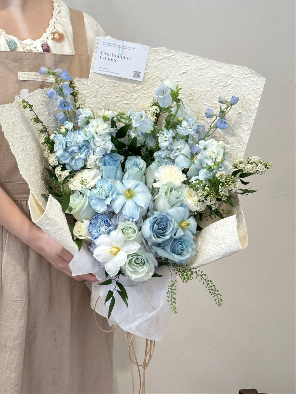 A Touch of Blue, Garden Style