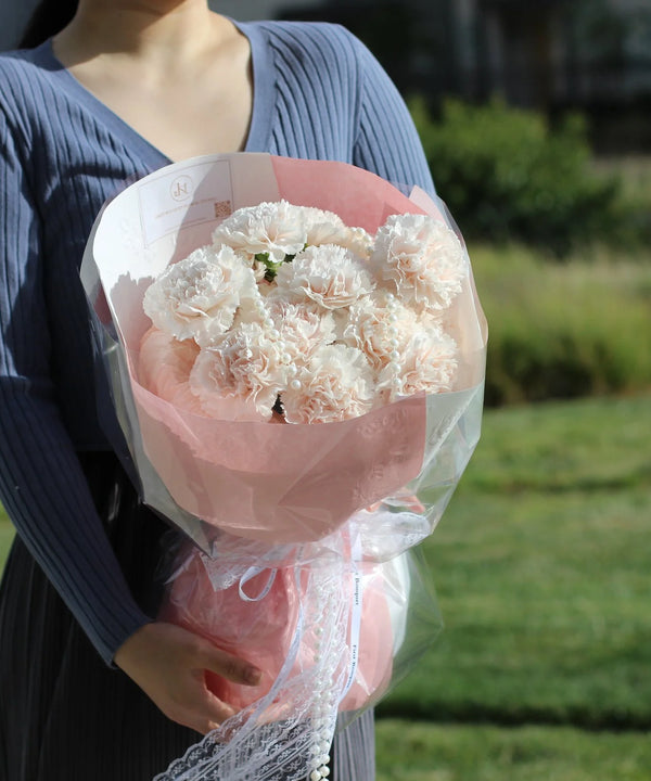Carnation Bouquet｜康乃馨花束